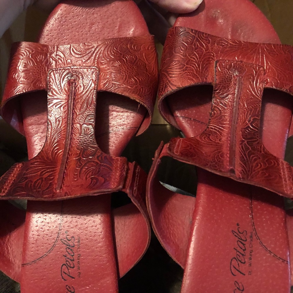 Women’s red sandals